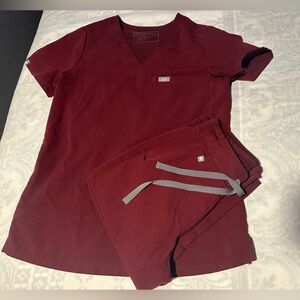 Figs burgendy Scrub Zamora  women jogger set with Subtle Gray Details size XXS